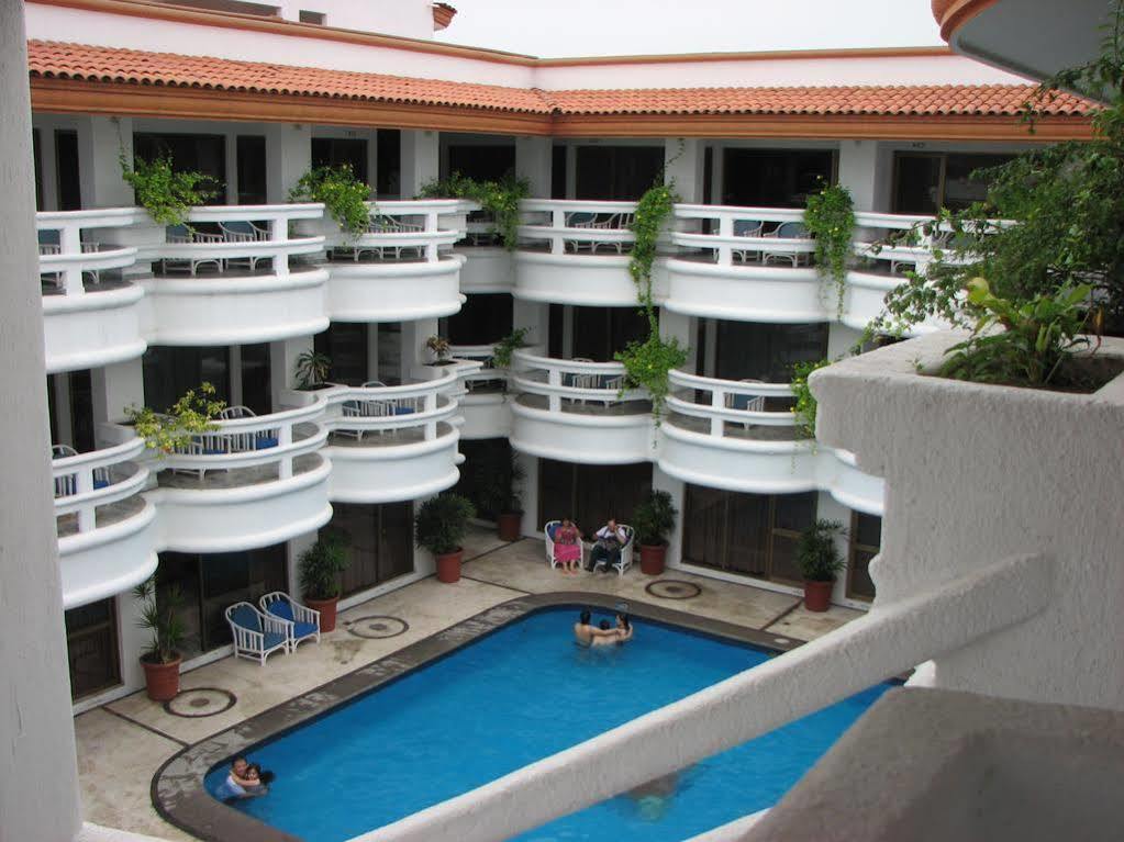 Hotel Y Suites Plaza Manzanillo Exterior photo